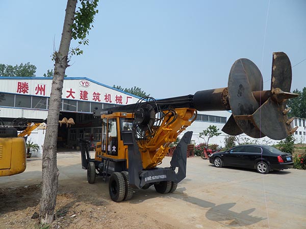 滕州远大建筑机械厂小型旋挖钻机实物图