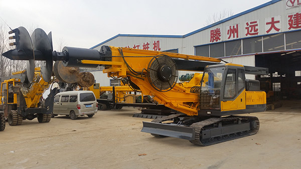 履带式旋挖钻机